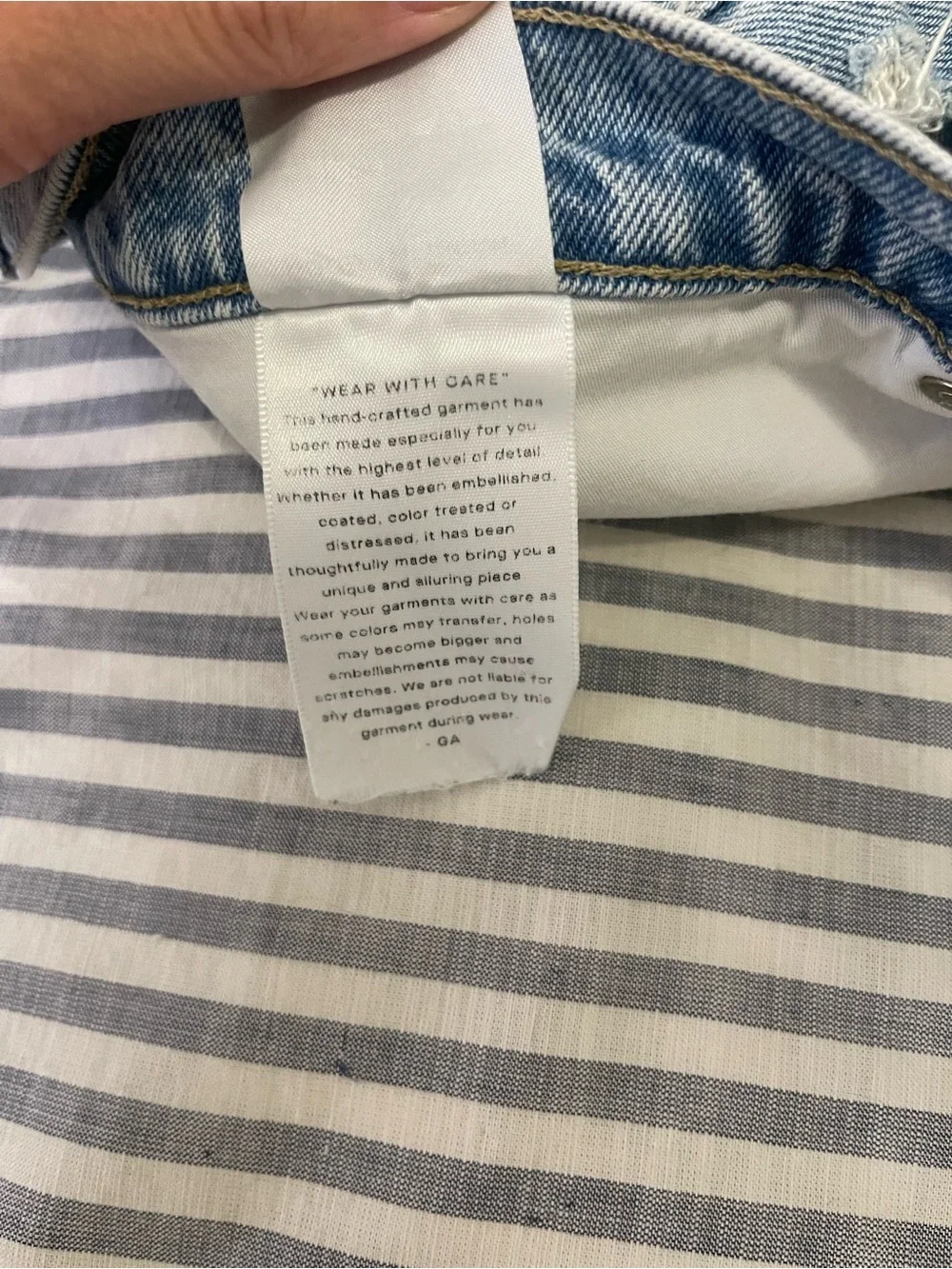 Good American 90’s cut off sz 8